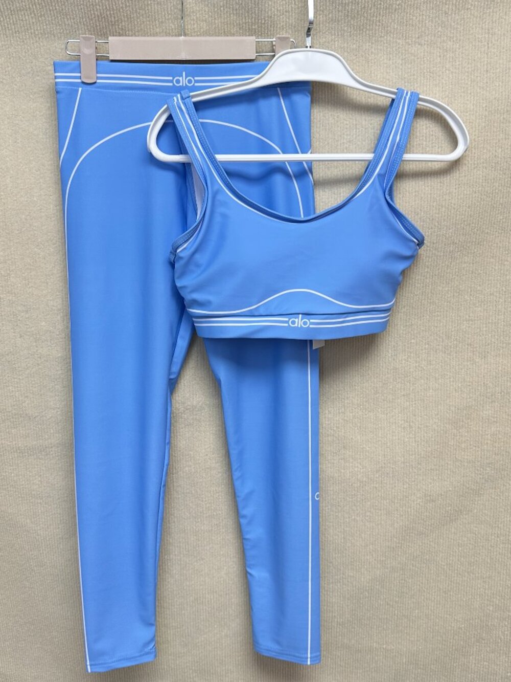 Alo Blue Sports Bra and Leggings Set, Size S